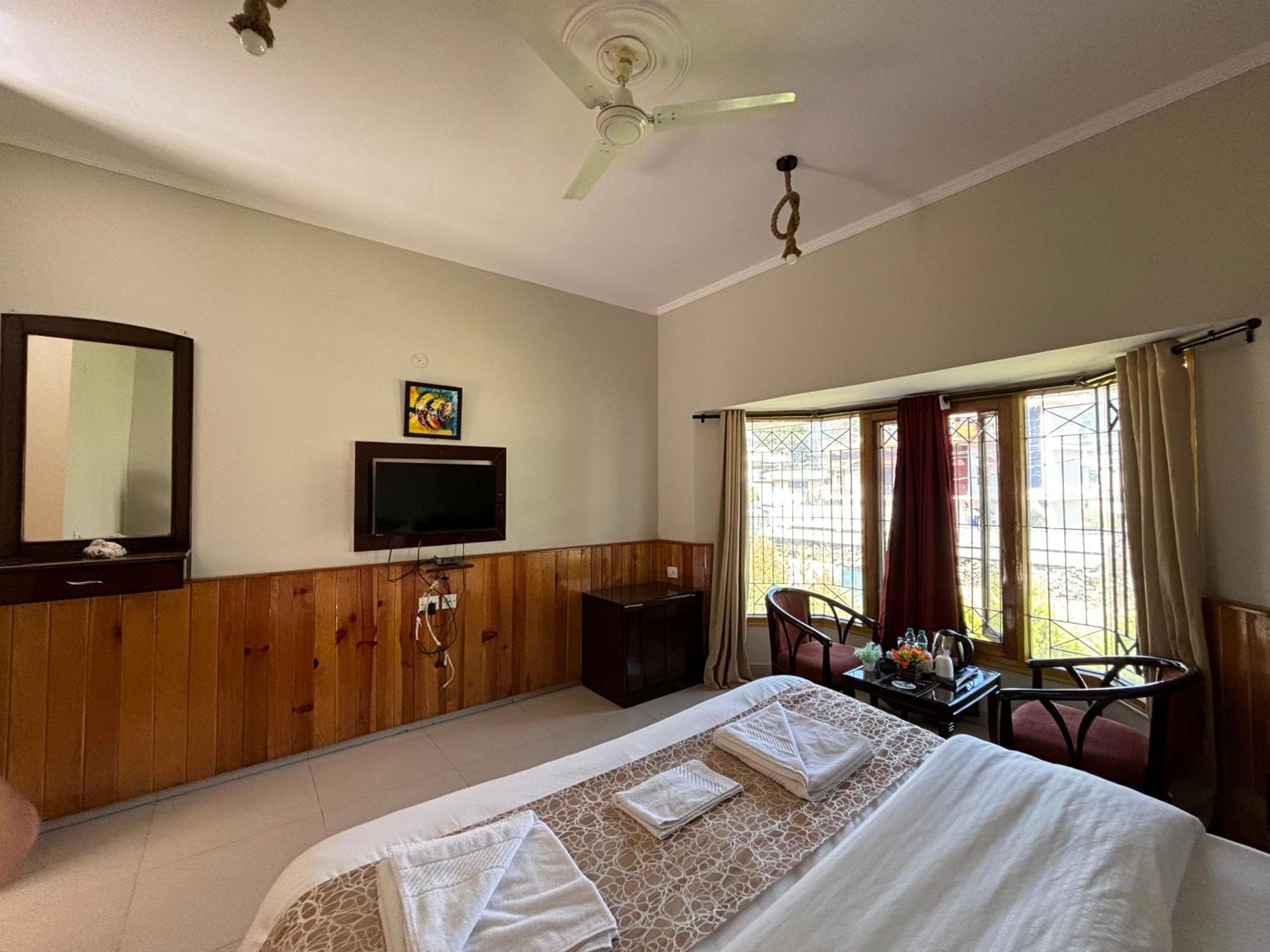 Ivy The Boutique Hotel Near Neem Karoli Temple Nainital Exterior photo